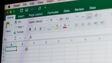 Cara Memisahkan Nama Depan kemudian juga Belakang pada tempat Microsoft Excel