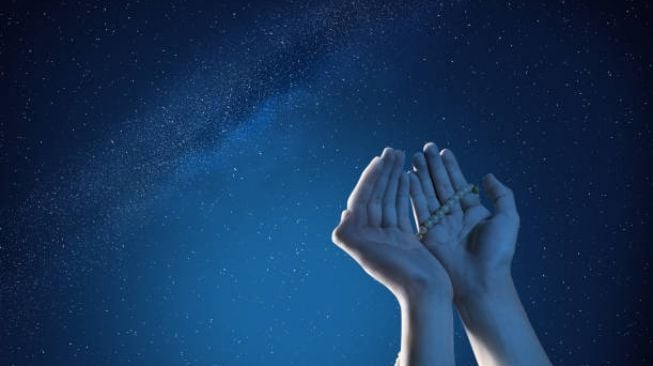 Doa Isra Miraj Dibaca Waktu senja 27 Rajab, Simak Tata Cara Memanjatkannya Agar Hajat Terkabul