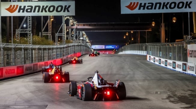 Formula E Saudi Pentas Malam, Hankook Tire Bersiap