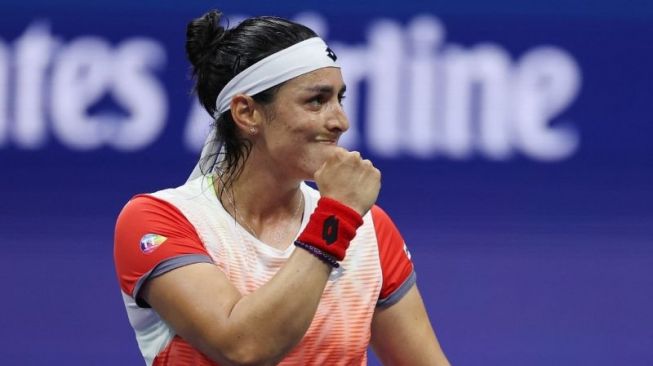 Singkirkan Emma Raducanu, Ons Jabeur Melaju ke Perempat Final Abu Dhabi Open 2024