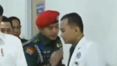 Netizen Belain Dokter yang dimaksud dimaksud Ditegur Mayor Teddy Sampai Nempel ke Dinding: Tandai Mukanya Kalau Sakit