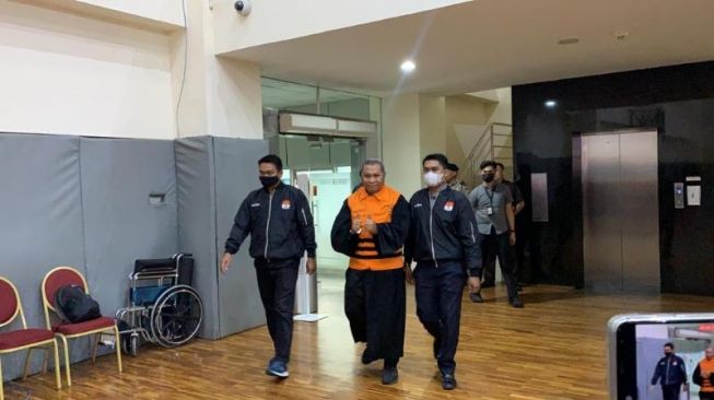 Halangi Penyidikan KPK, Stefanus Roy Pengacara Lukas Enembe Divonis Penjara 4,5 Tahun!