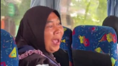 Ibu-ibu Ngamuk pada area Bus, Mau Berkumpul Prabowo di area area GBK Malah Dibawa ke JIS