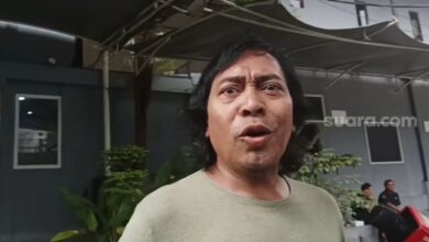 Senggol Menteri Pertanian, Komeng: Semua Petani Indonesia Harusnya Kasih Kaca Spion