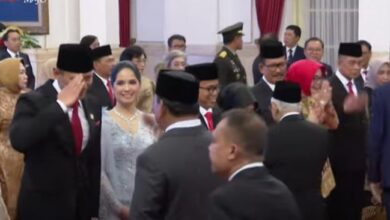Detik-detik AHY dan juga Prabowo Saling Hormat Usai Dilantik Jadi Menteri ATR/BPN