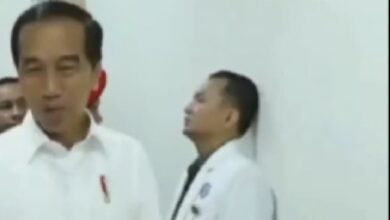 Tegur Dokter Sampai Bersandar ke Dinding, Ajudan Prabowo Dibilang Terlalu Lebay