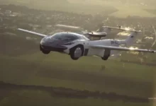 Mobil Terbang Futuristik AirCar Jadi Primadona di China